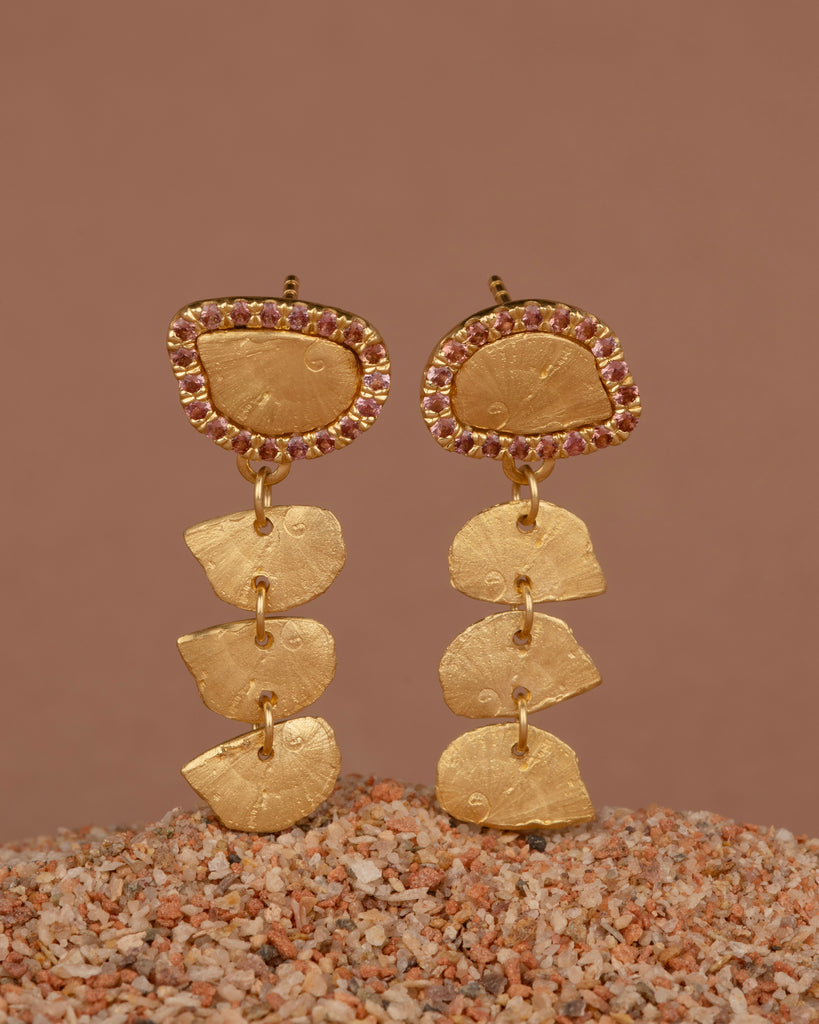 Nicole's Birthday Earrings~Part 1 Halo Scintilla Shells